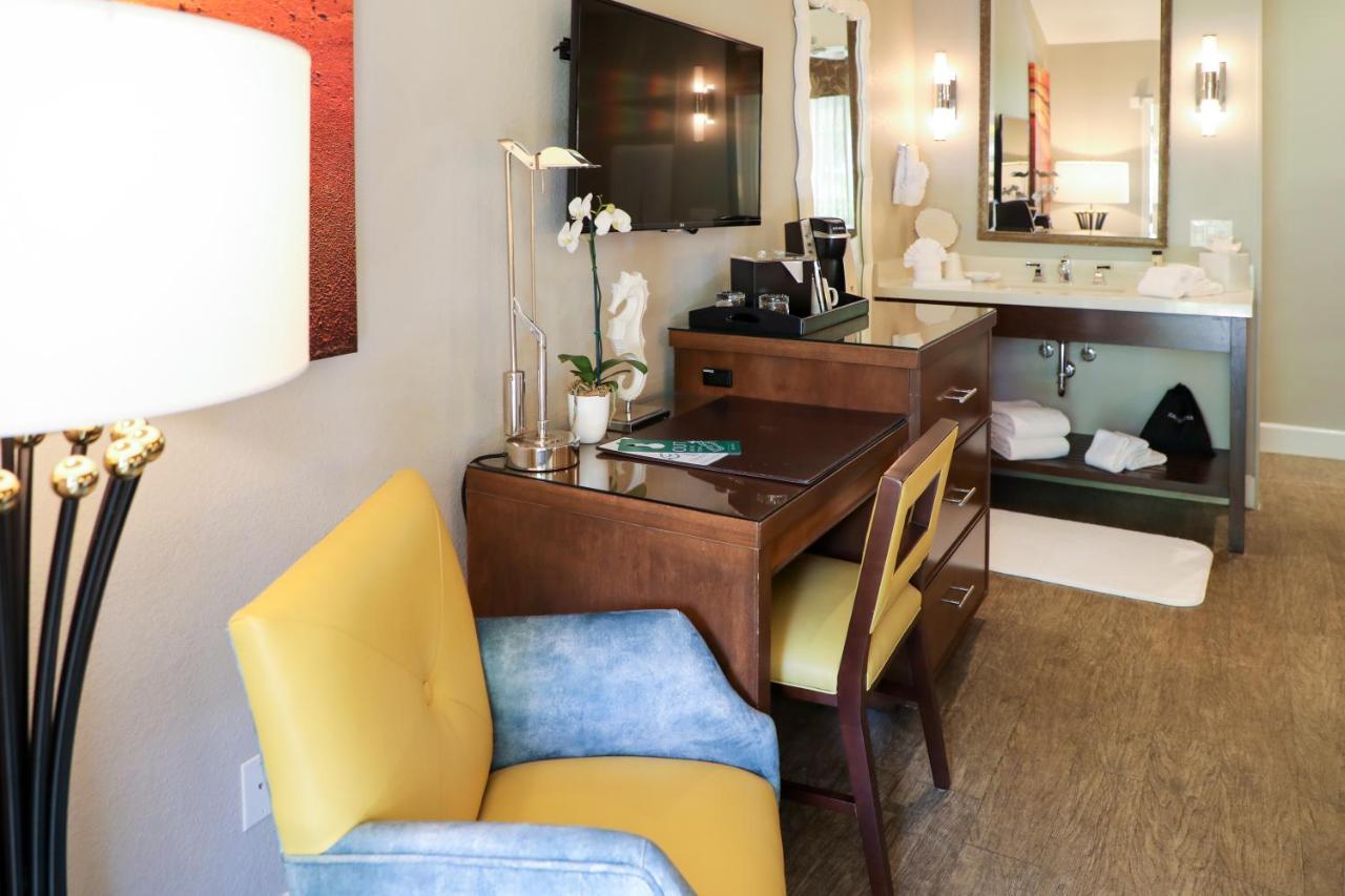 קי וסט Almond Tree Inn - Adults Only חדר תמונה
